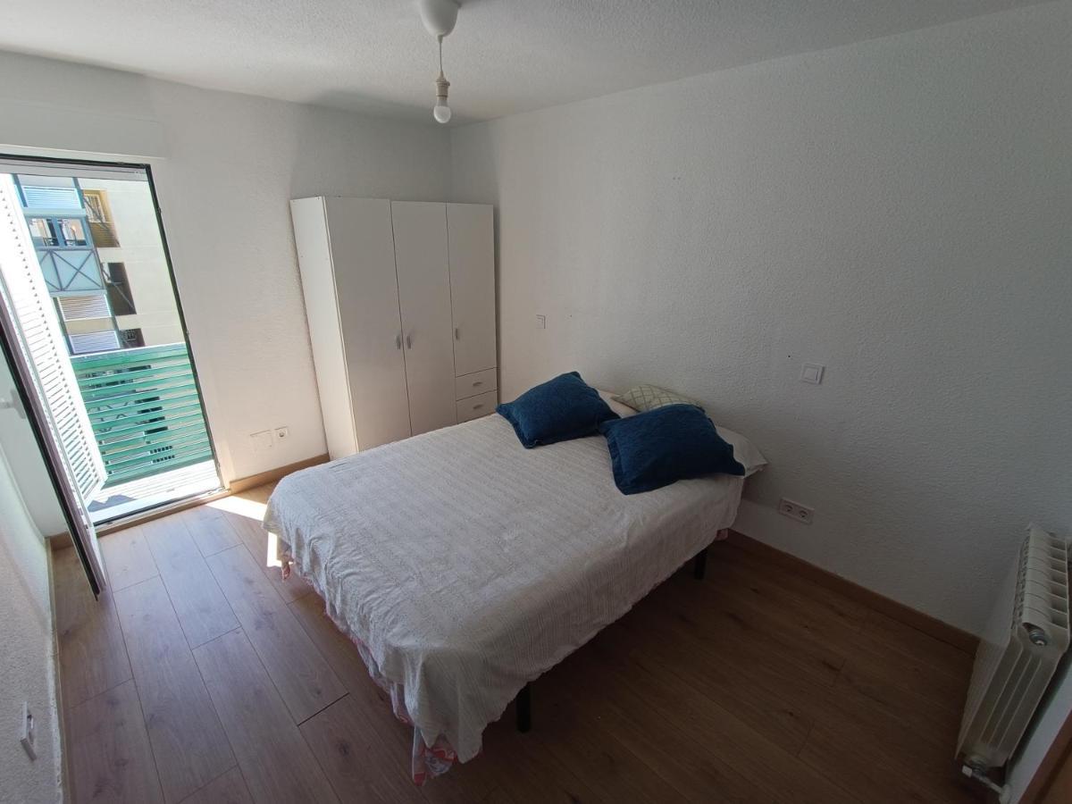 Amplia Habitacion En Vivienda Duplex 马德里 外观 照片